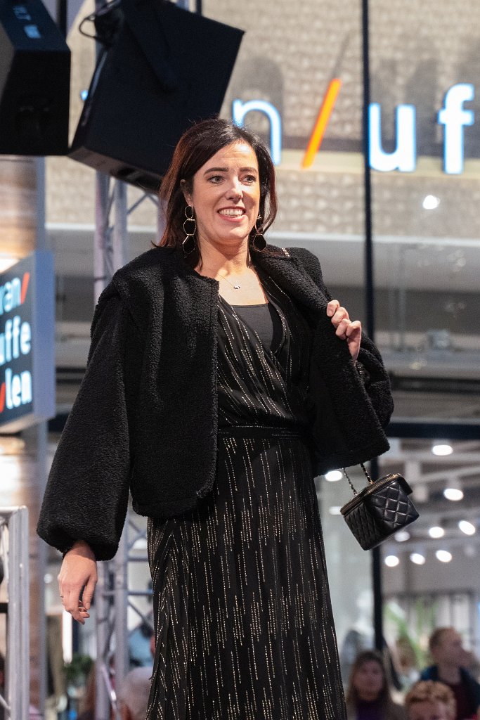 Modeshow 250.jpg